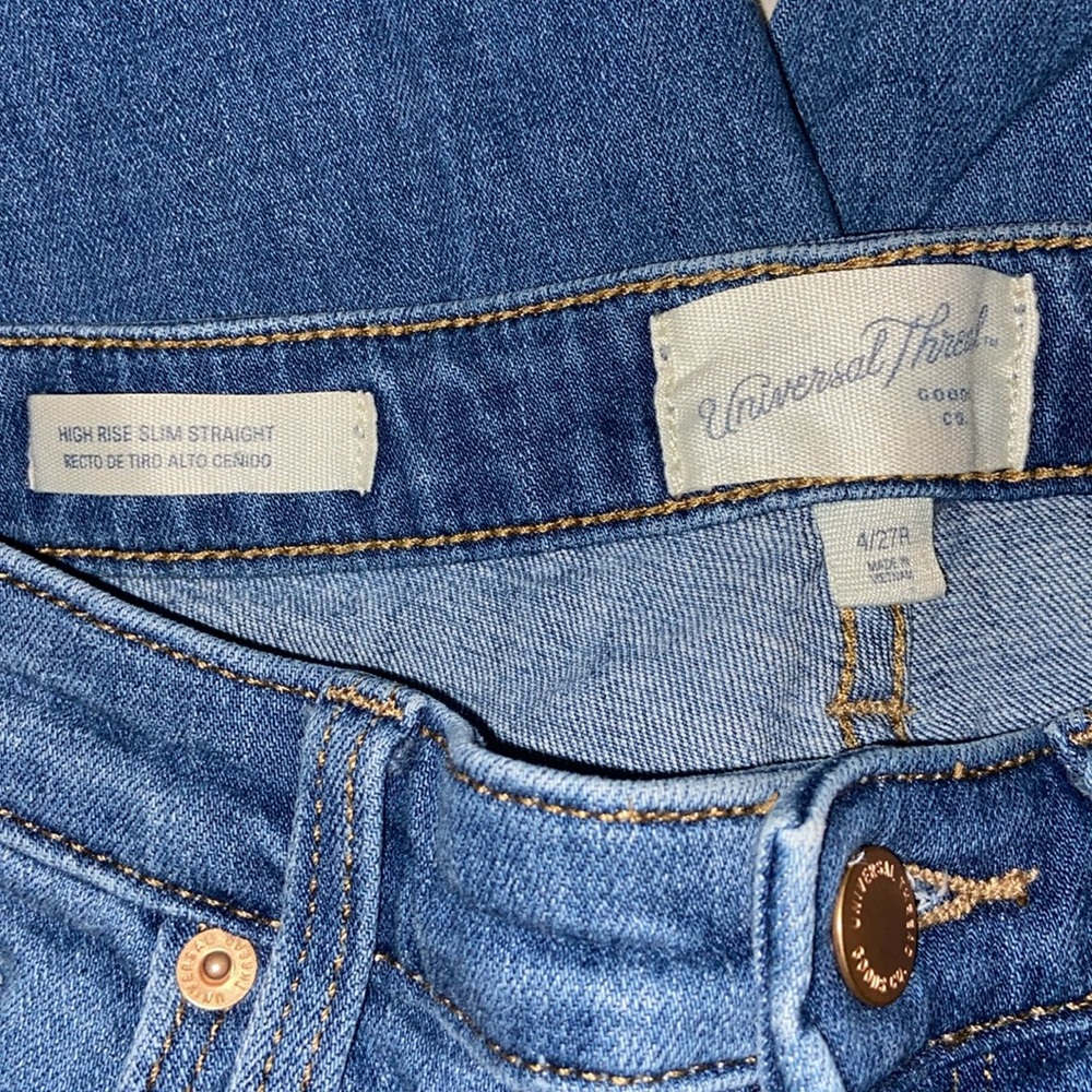 Universal Thread High Rise Slim Straight Jeans - Picture 4 of 4